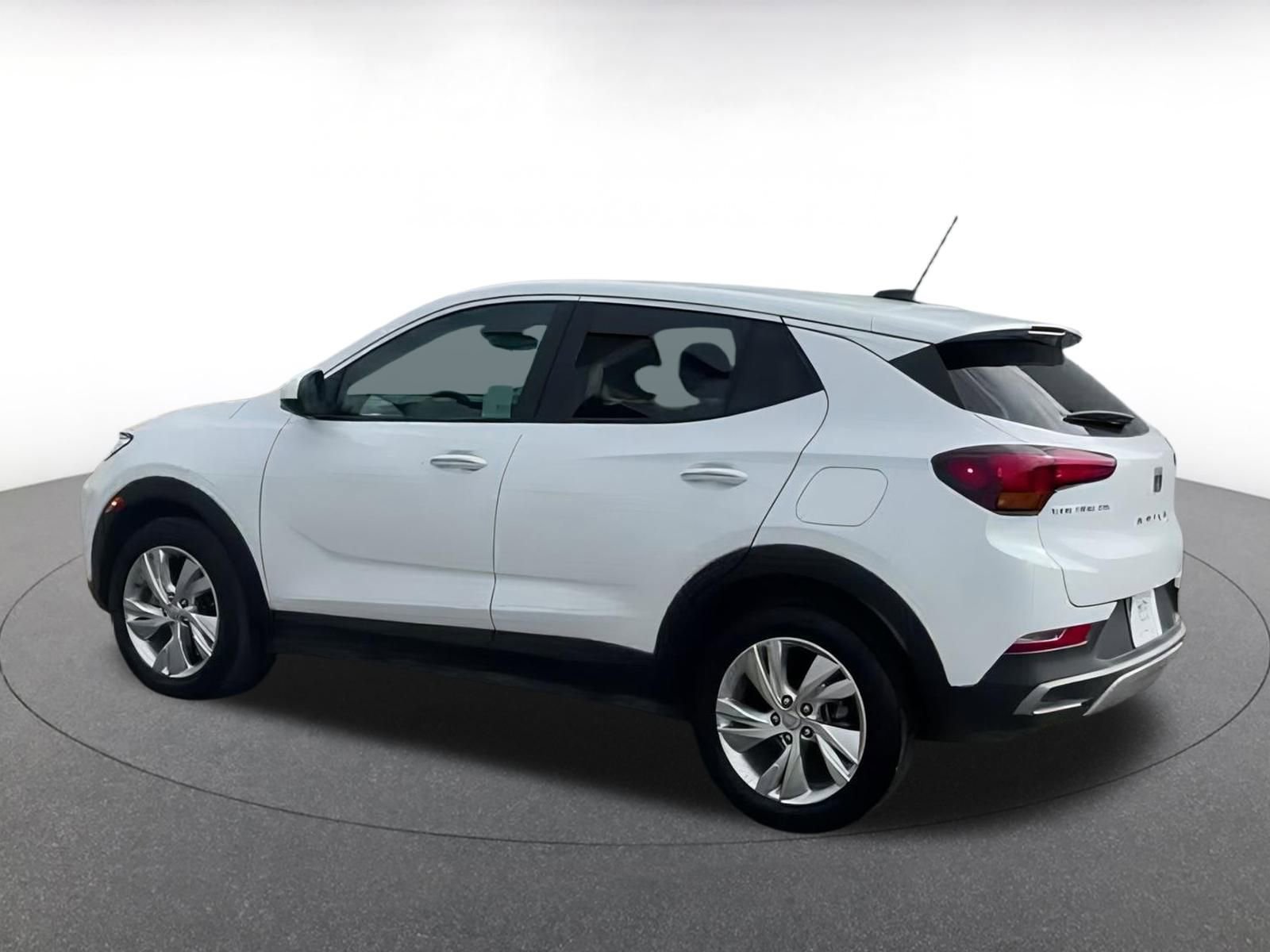 Used 2025 Buick Encore GX Preferred image 11