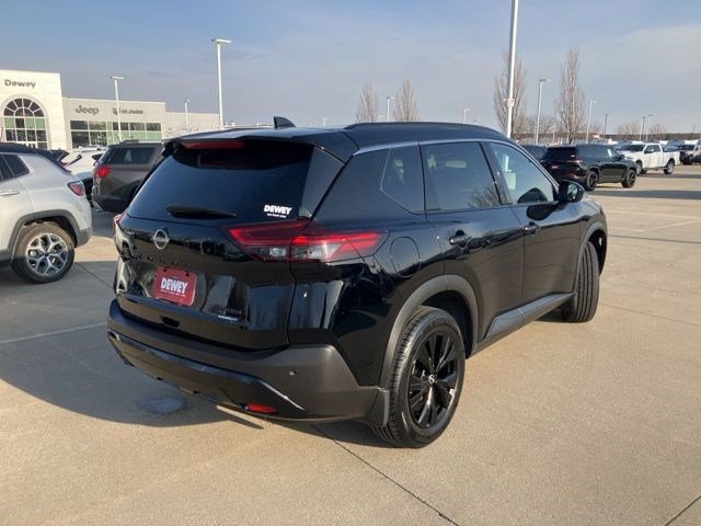 Used 2023 Nissan Rogue SV w/ SV Premium B Package image 6