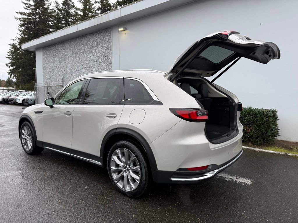 Used 2024 MAZDA CX-90 3.3 Turbo w/ Premium Package image 11