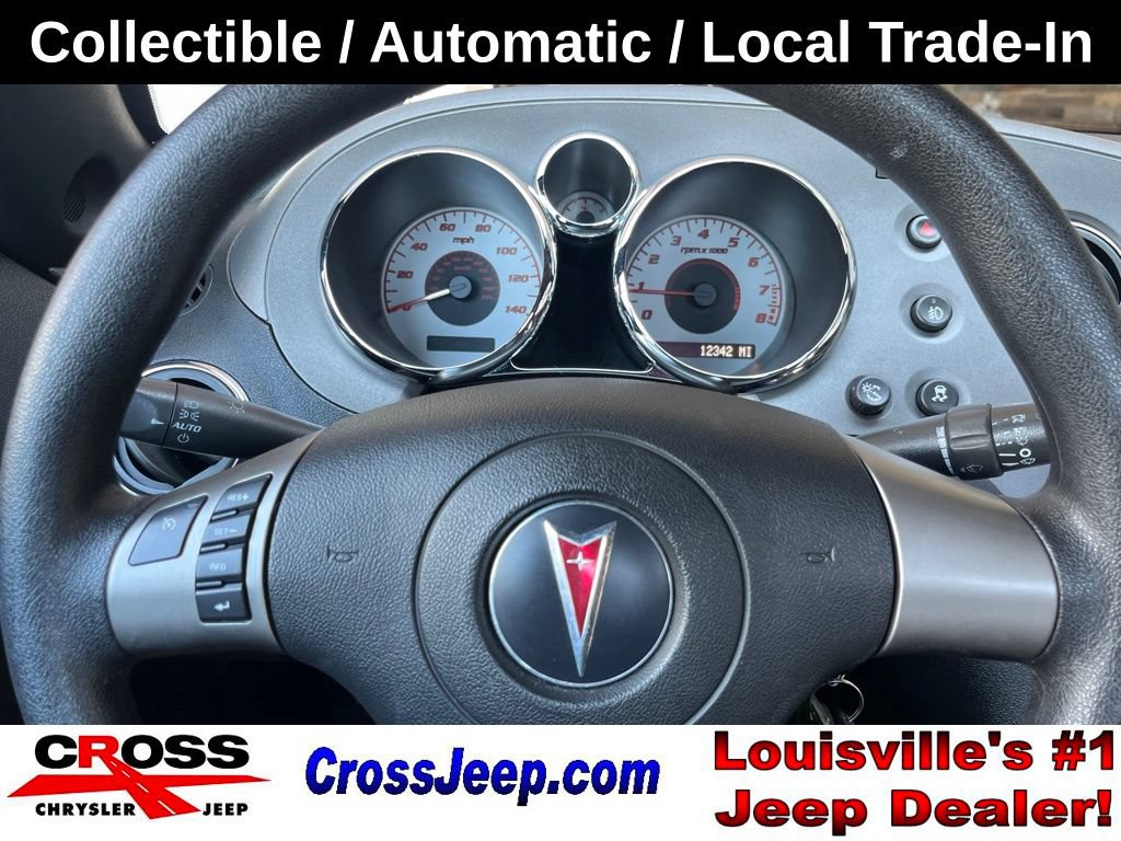 Used 2009 Pontiac Solstice Convertible w/ Preferred Package RWD image 31