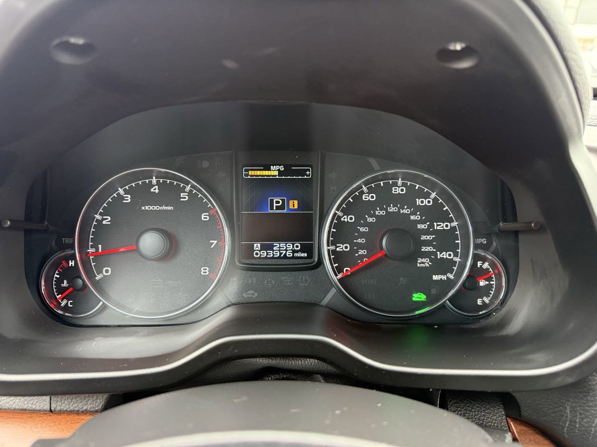 Used 2014 Subaru Outback 2.5i Limited w/ Moonroof Package image 16