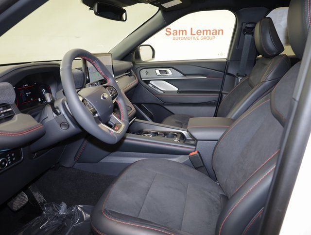 New 2025 Ford Explorer ST image 5