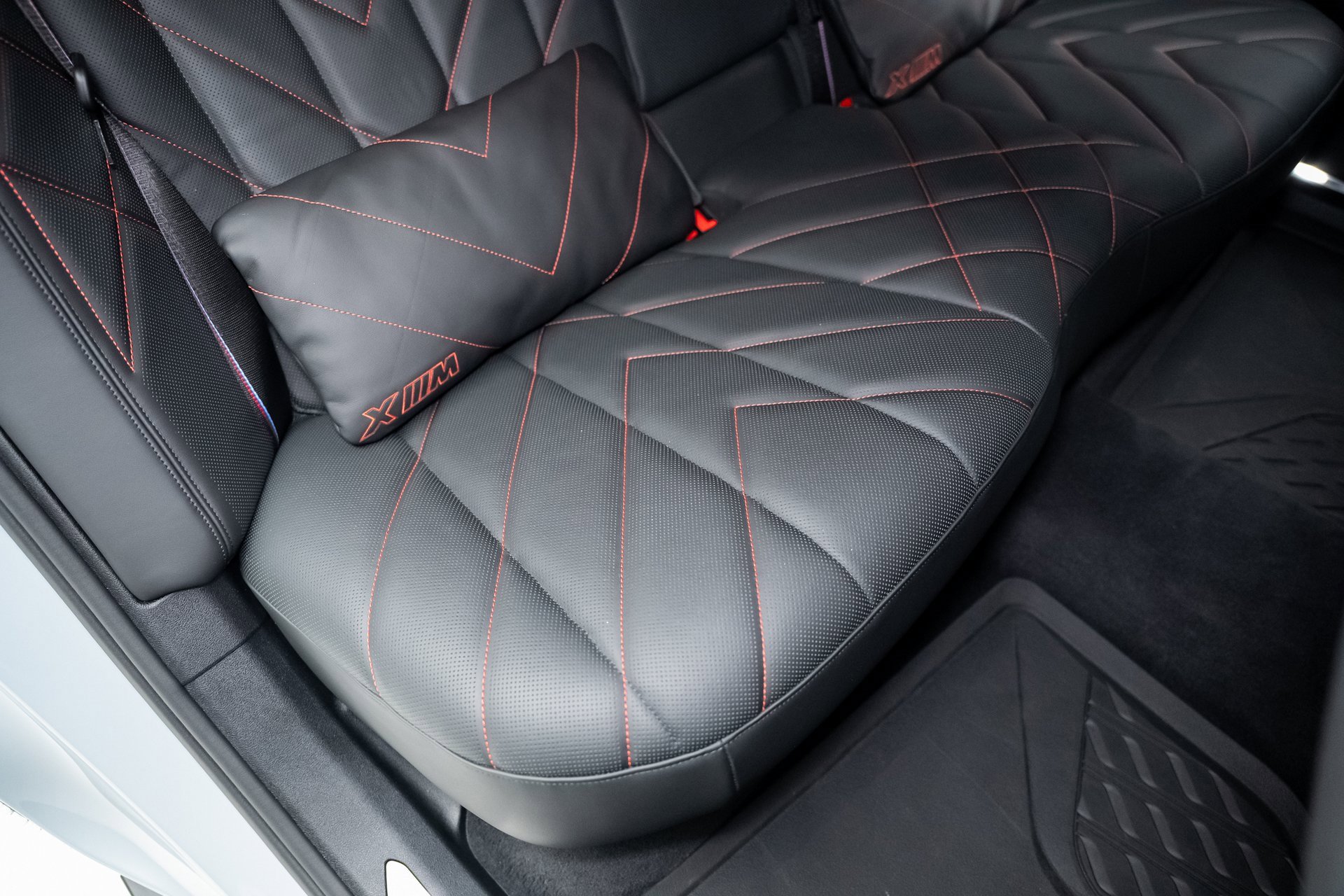 Used 2024 BMW XM Label Red image 71