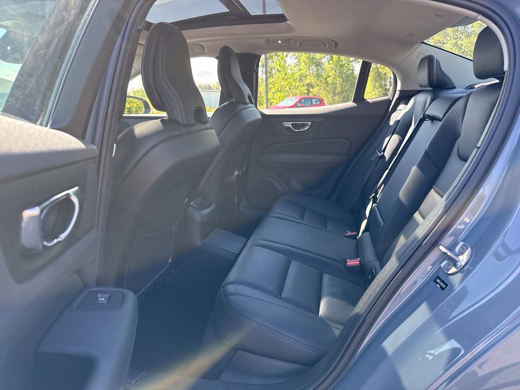 Used 2023 Volvo S60 T8 Plus AWD/4WD image 20