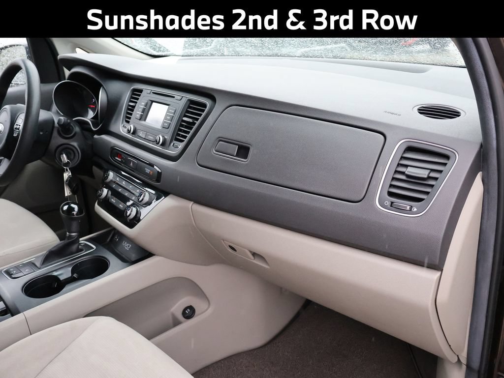 Used 2015 Kia Sedona LX w/ LX Convenience Package FWD image 12