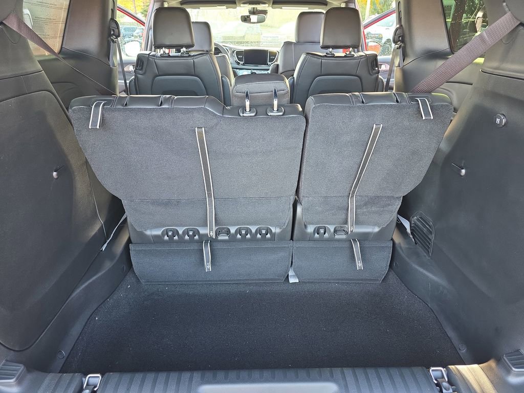 New 2026 Chrysler Pacifica Select image 13
