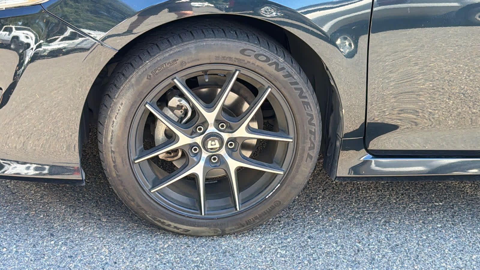 Used 2013 Toyota Camry SE FWD image 9