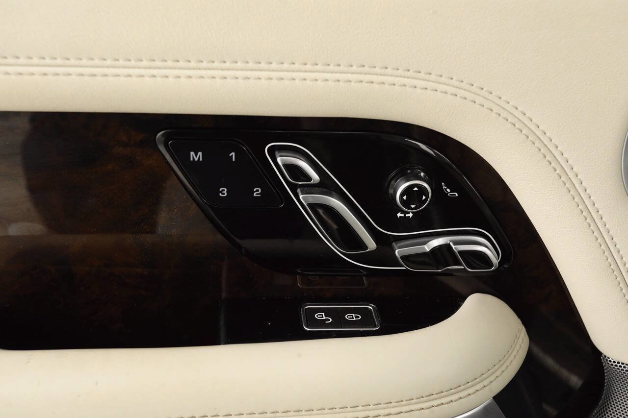 Used 2018 Land Rover Range Rover Long Wheelbase Supercharged image 20