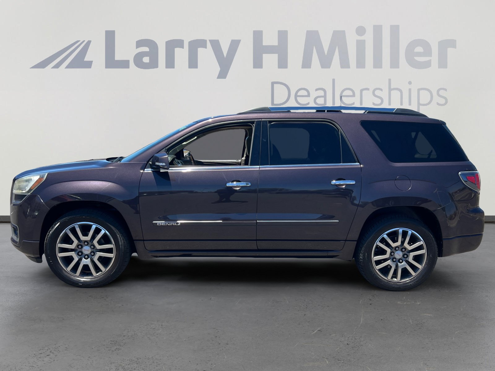 Used 2015 GMC Acadia Denali FWD image 2