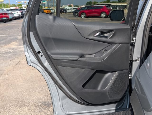 New 2026 Chevrolet Equinox LT w/ Convenience Package II FWD image 8