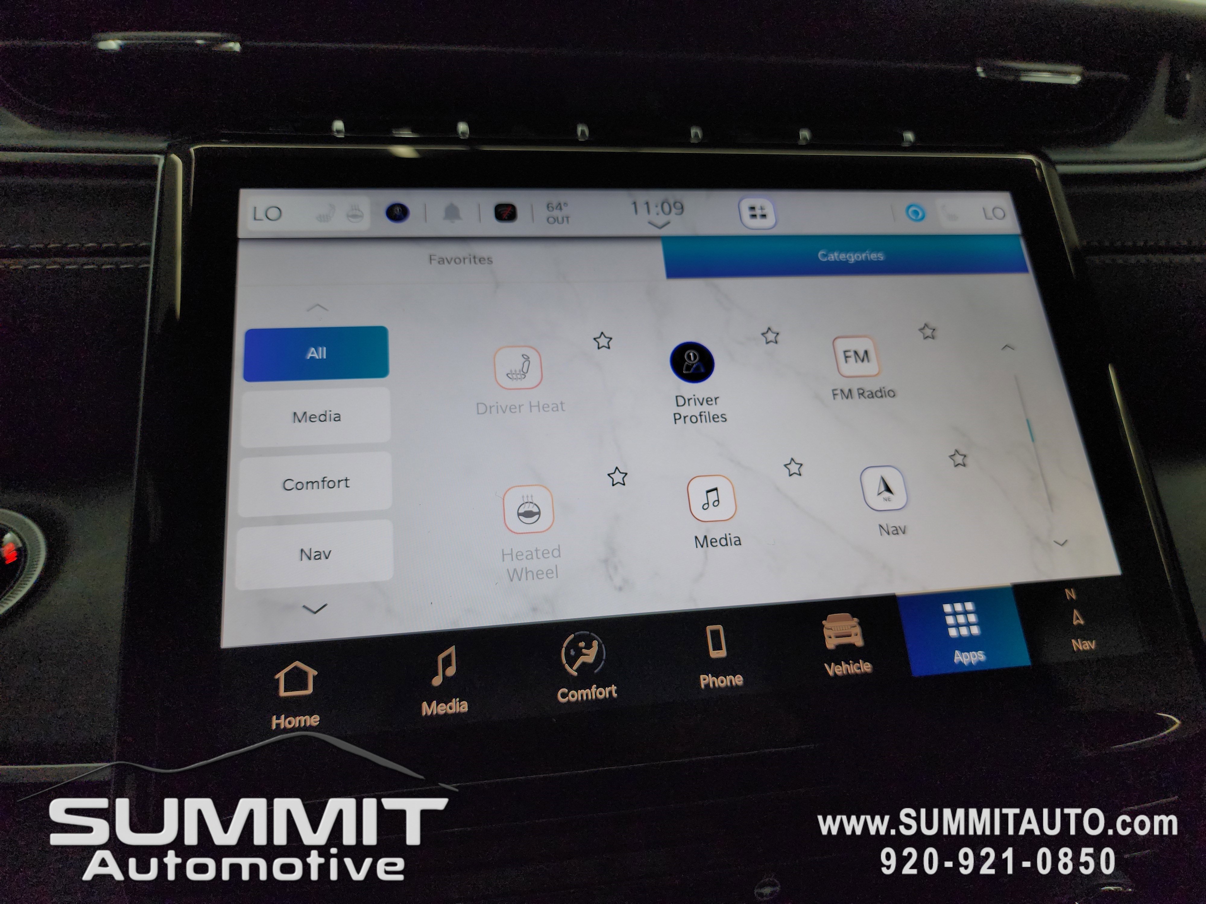 New 2025 Jeep Grand Cherokee Limited w/ Black Appearance Package image 60