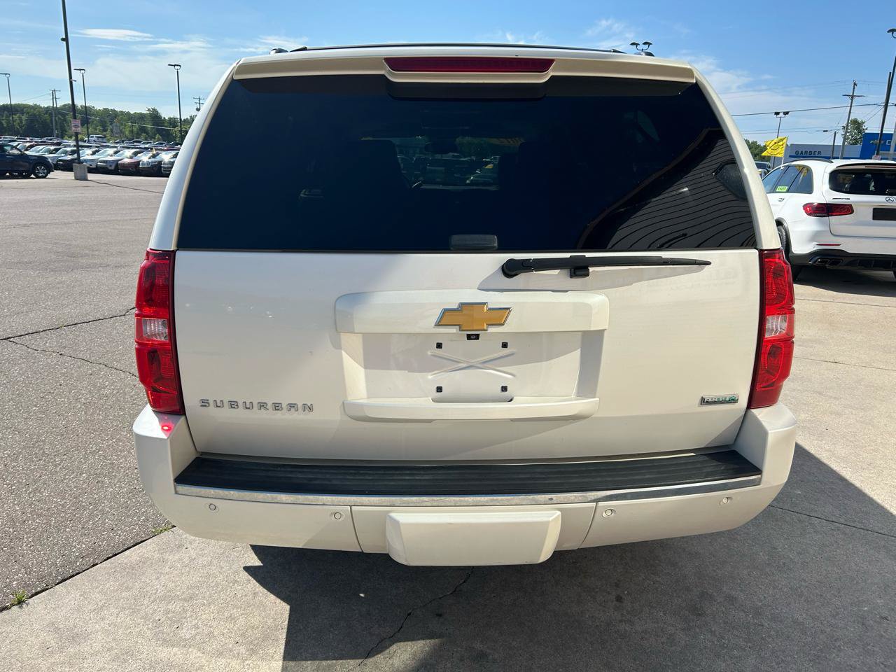 Used 2012 Chevrolet Suburban LTZ AWD/4WD image 6