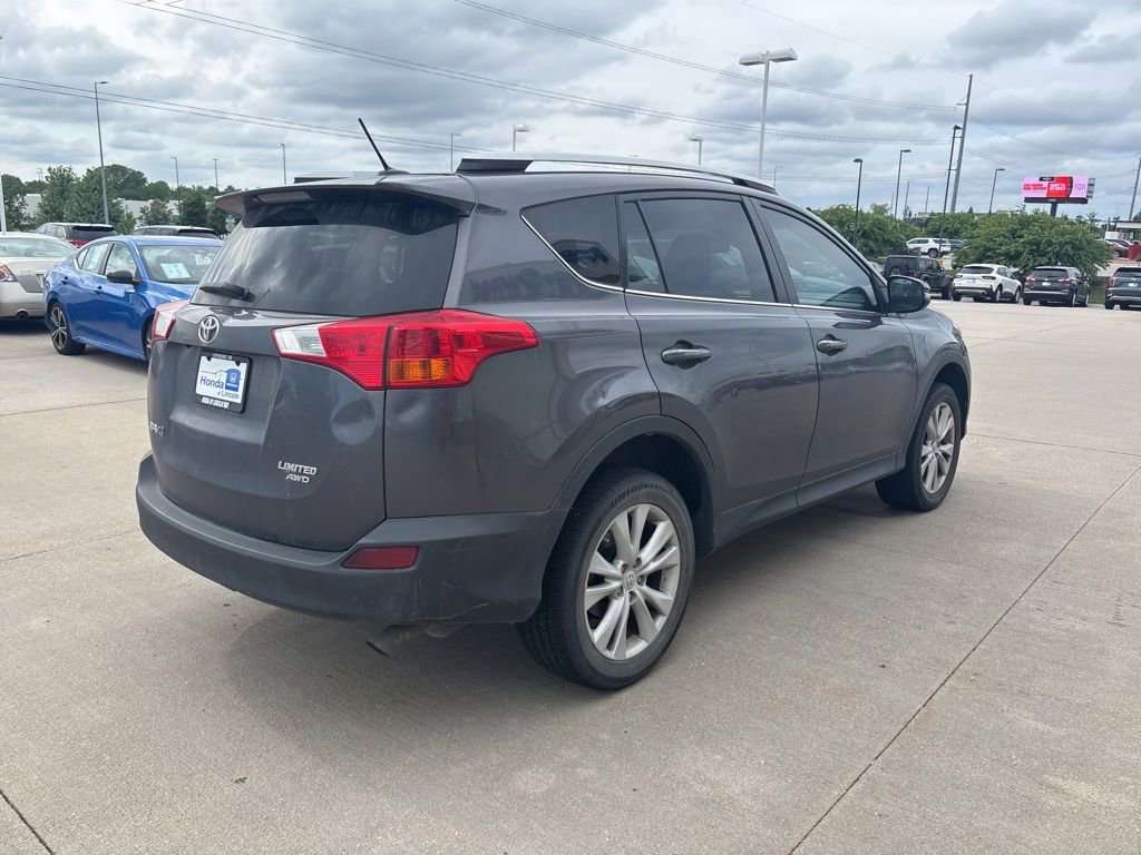 Used 2015 Toyota RAV4 Limited w/ Technology Package AWD/4WD image 6
