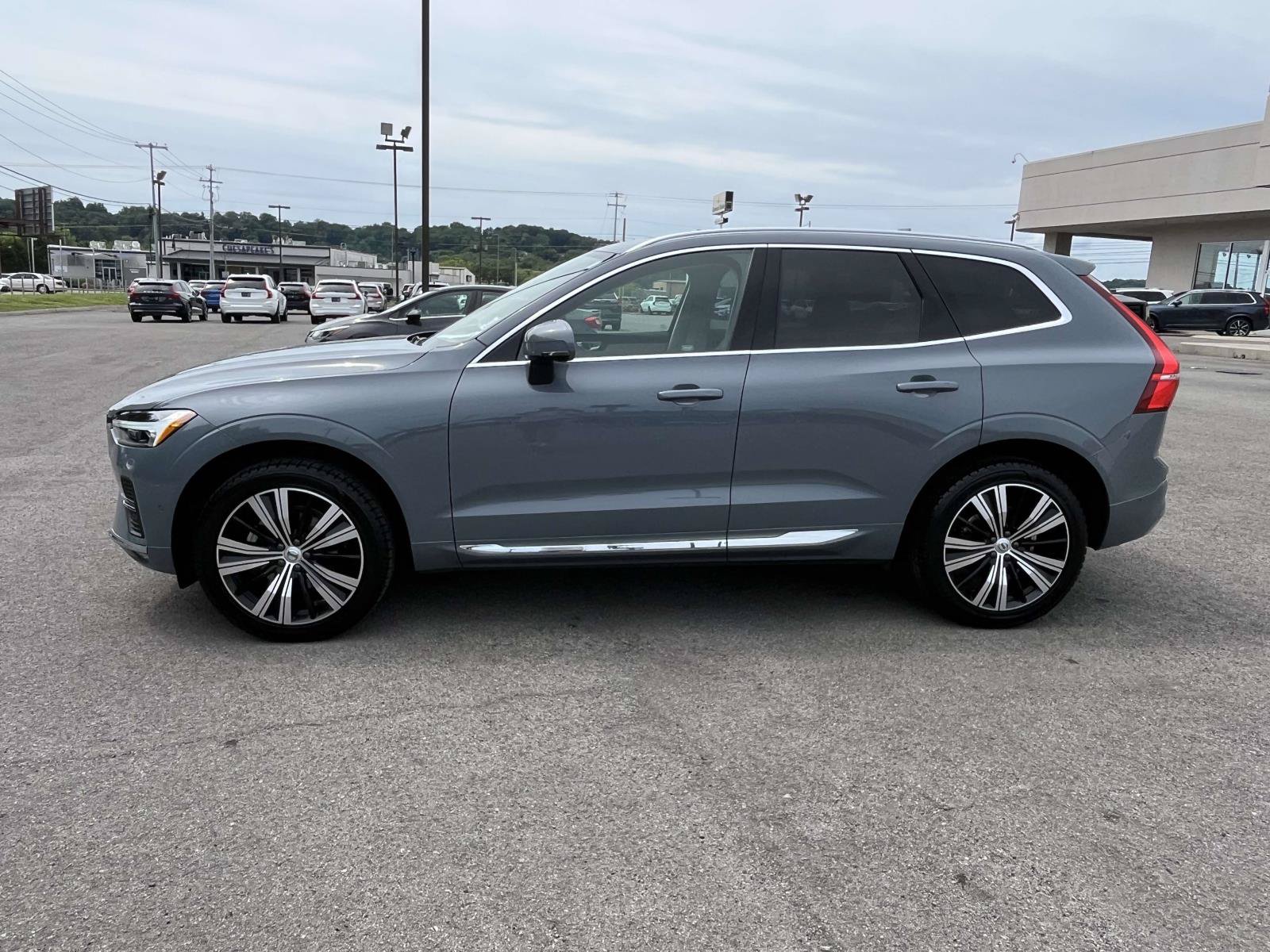 Certified 2023 Volvo XC60 B5 Ultimate w/ Climate Package AWD/4WD image 11