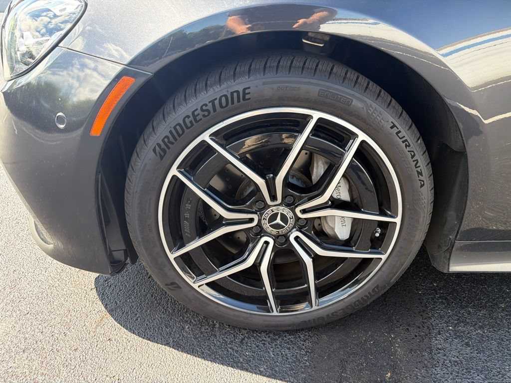 Used 2022 Mercedes-Benz E 450 4MATIC Cabriolet image 11
