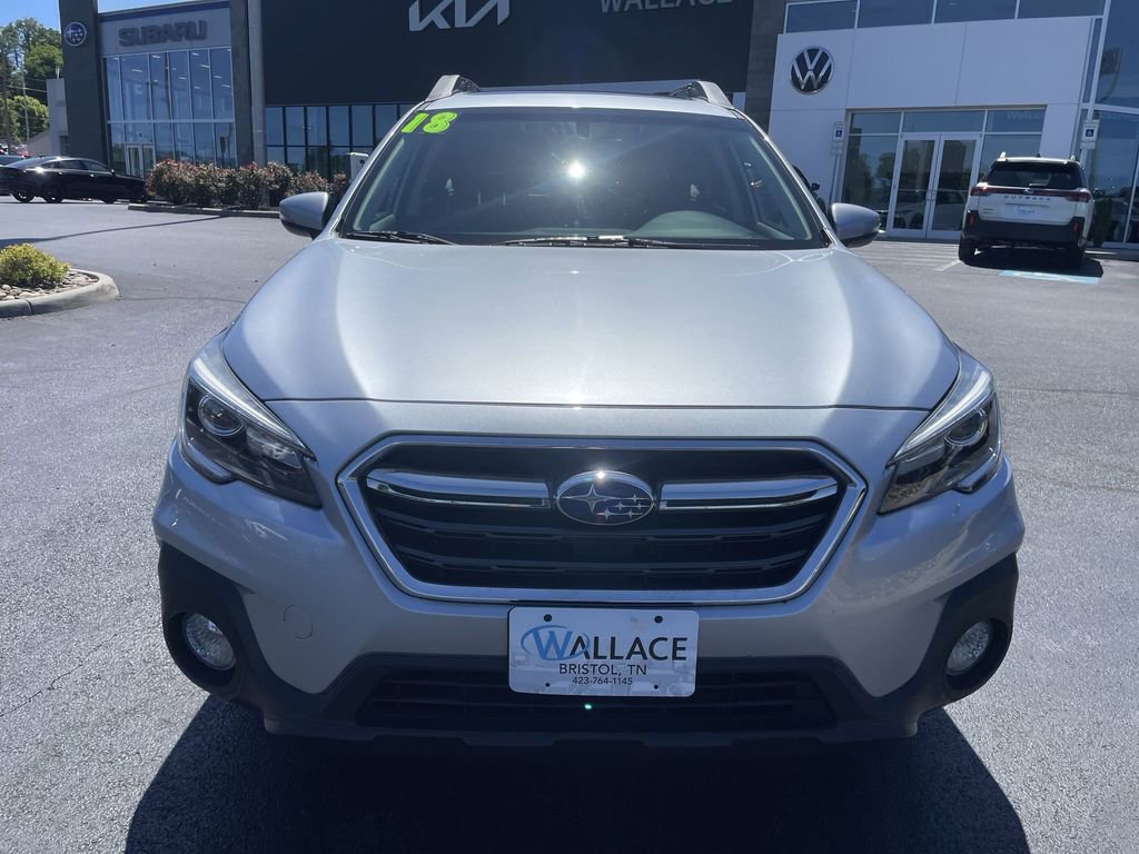 Used 2018 Subaru Outback 2.5i Limited AWD/4WD image 2