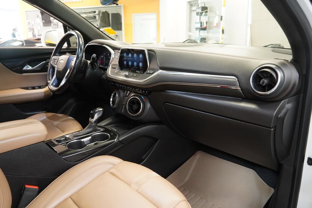 Used 2019 Chevrolet Blazer Premier w/ Sun and Wheels Package FWD image 37