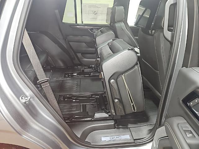New 2026 GMC Yukon Elevation image 30