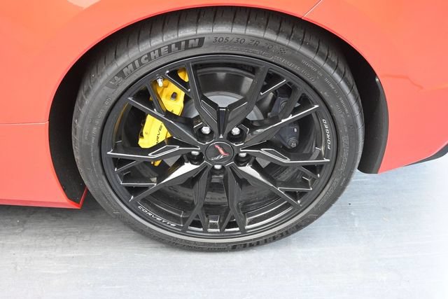Used 2025 Chevrolet Corvette Stingray Preferred Conv w/ 2LT RWD image 9