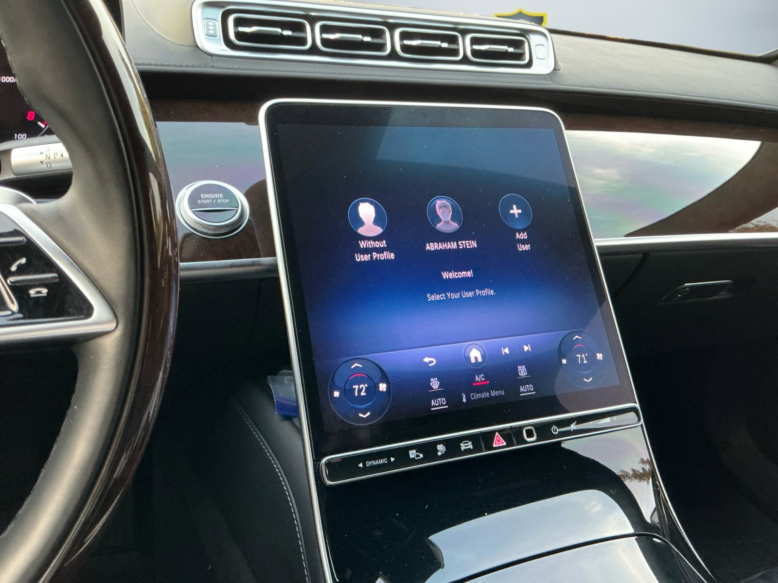 Used 2024 Mercedes-Benz S 580e 4MATIC Sedan image 13