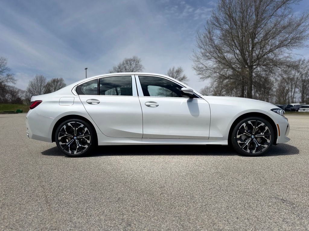 New 2026 BMW 330i xDrive Sedan w/ Premium Package AWD/4WD image 7