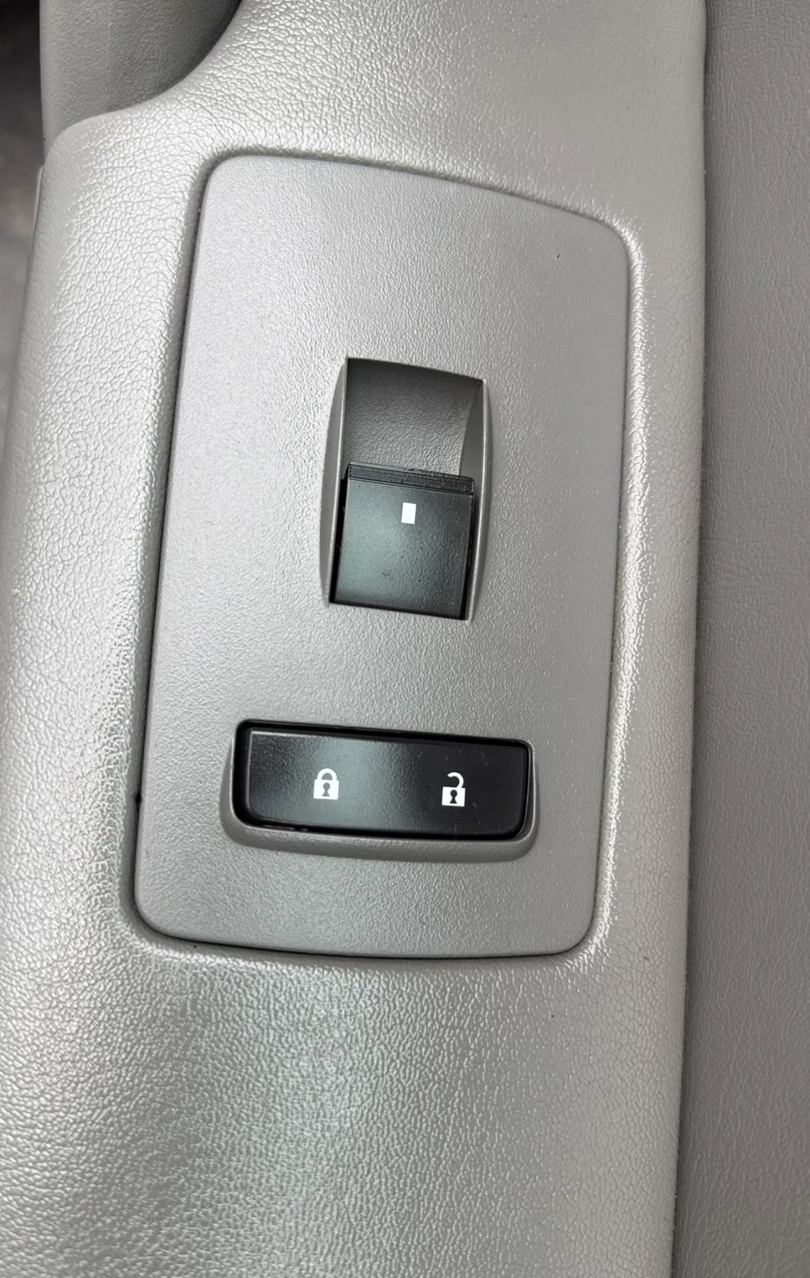 Used 2015 Chevrolet Traverse LS FWD image 36