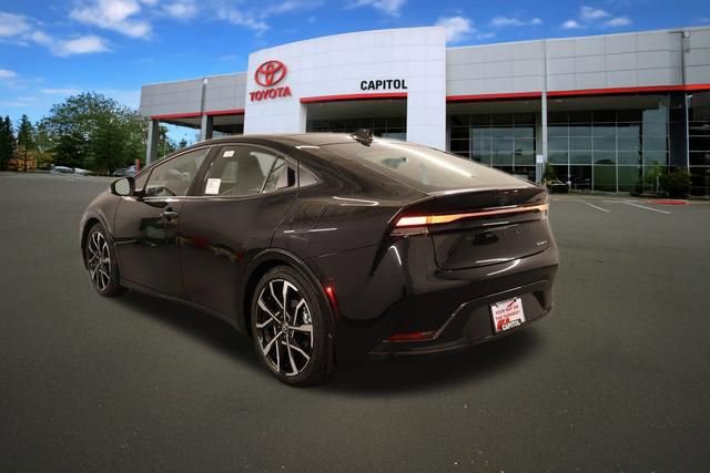 New 2026 Toyota Prius Plug-In Hybrid image 4