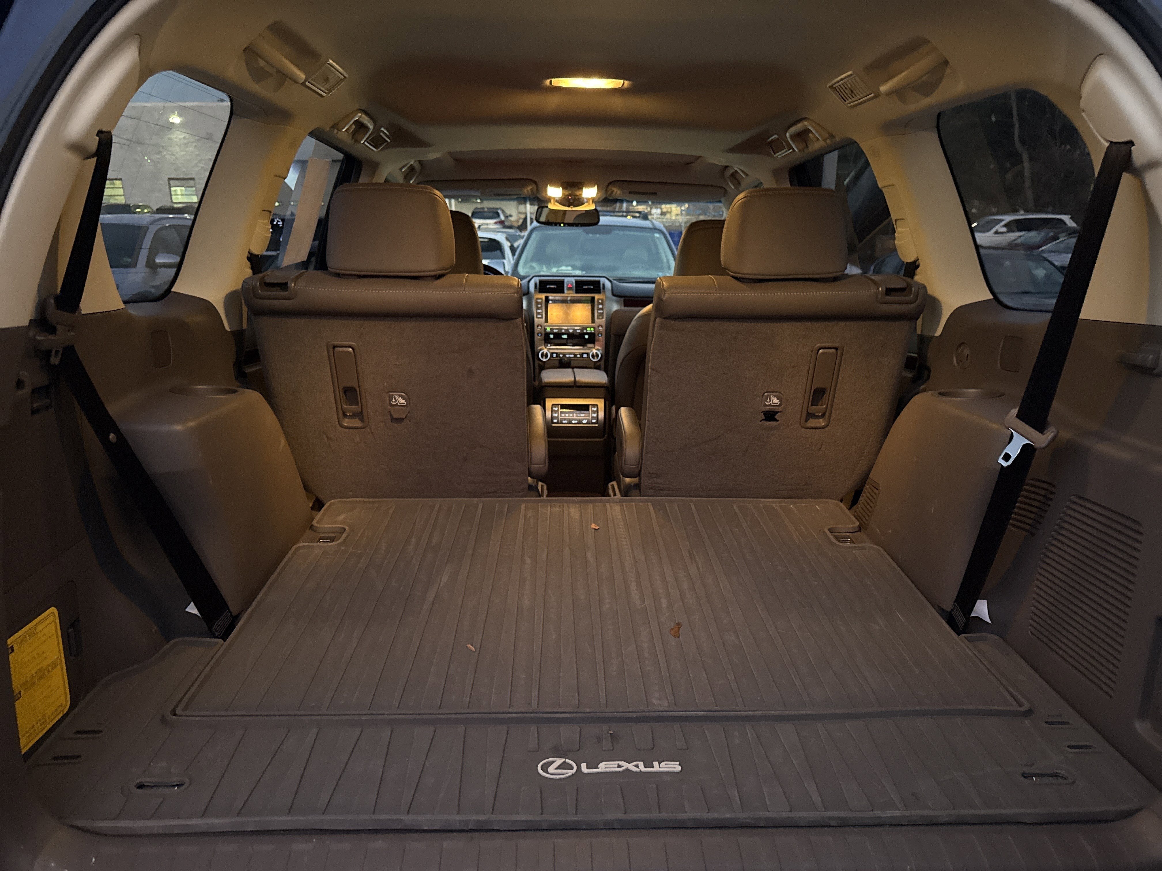 Used 2019 Lexus GX 460 image 10