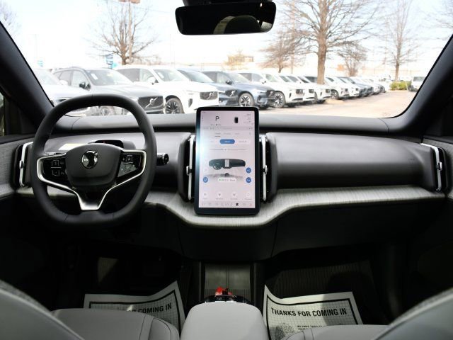 New 2026 Volvo EX30 Plus w/ Protection Package Premier image 16
