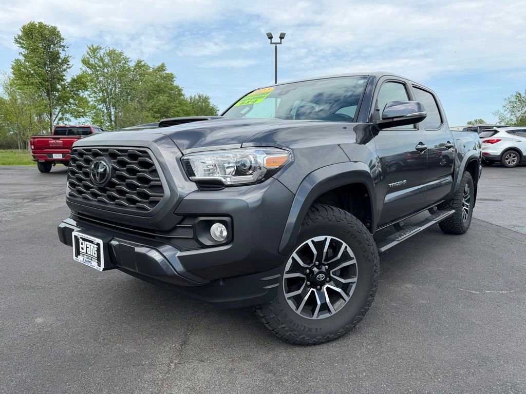 Used 2022 Toyota Tacoma TRD Sport w/ TRD Premium Sport Package AWD/4WD image 1