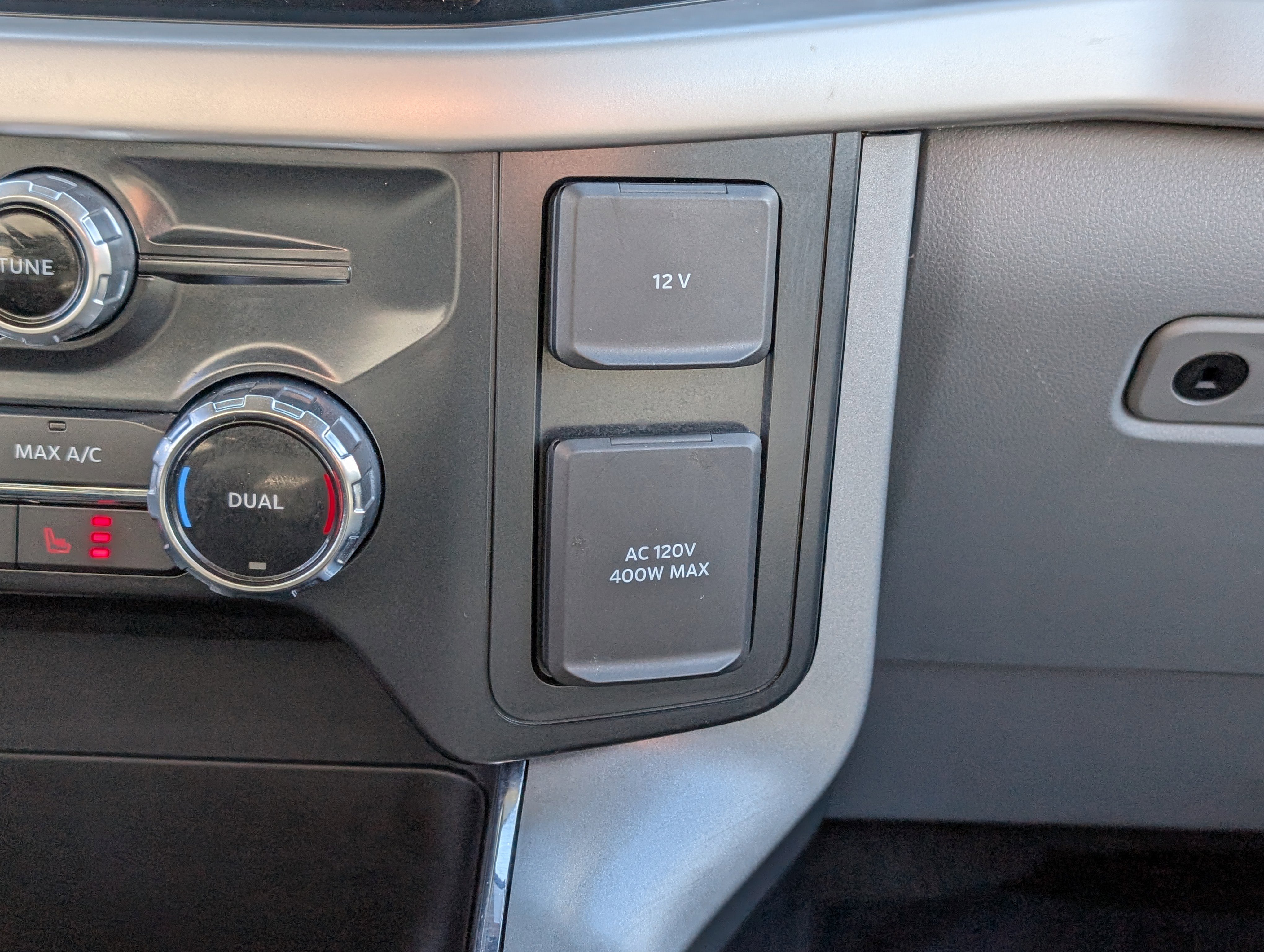 Certified 2022 Ford F150 XLT w/ Equipment Group 302A High image 27