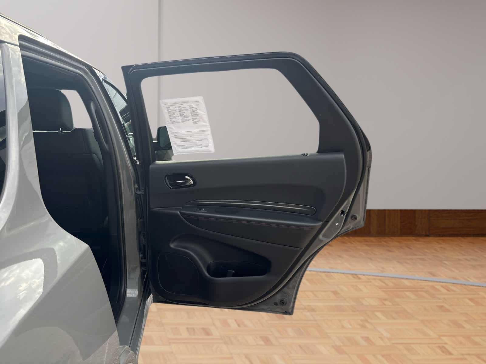 Used 2025 Dodge Durango GT AWD/4WD image 14