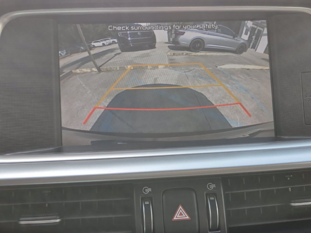 Used 2019 Kia Optima SX FWD image 16