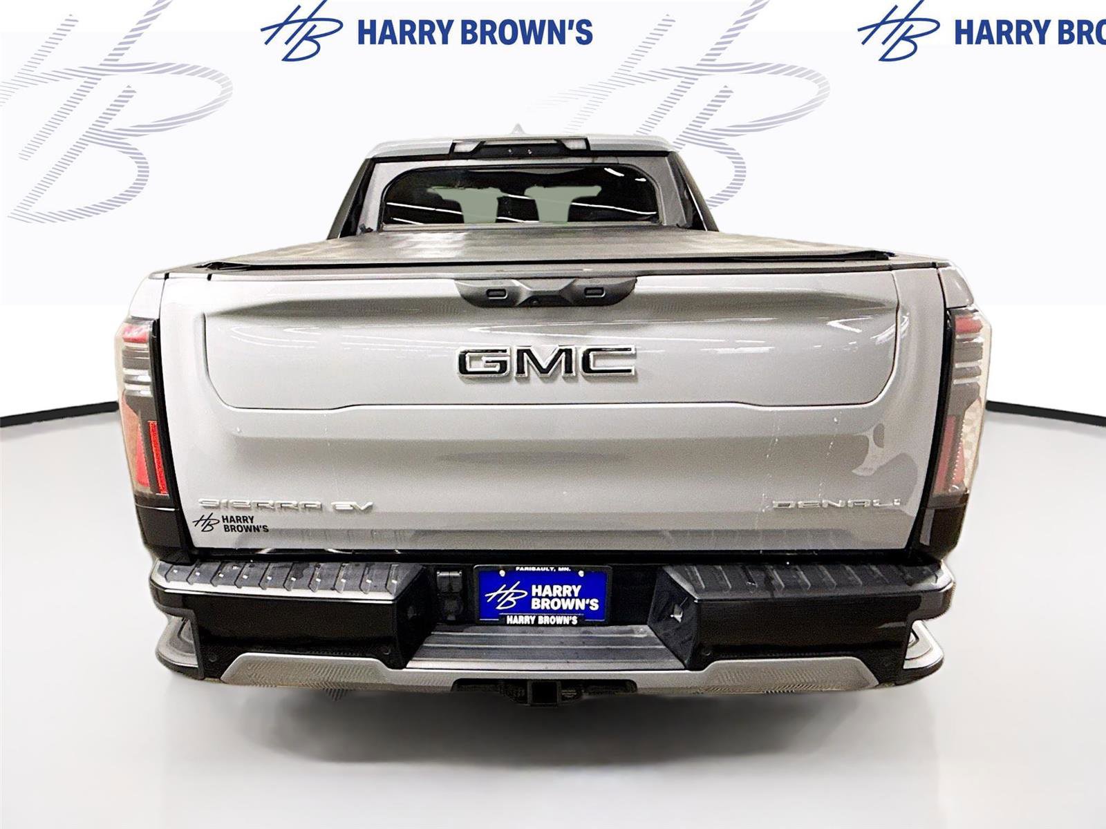 Used 2025 GMC Sierra EV Denali image 32