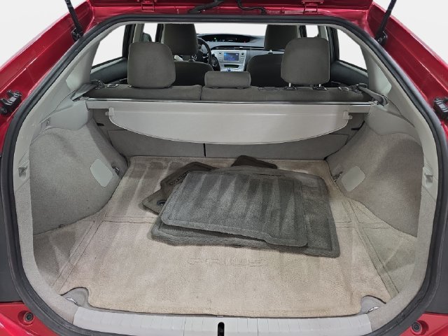 Used 2015 Toyota Prius Three FWD image 32