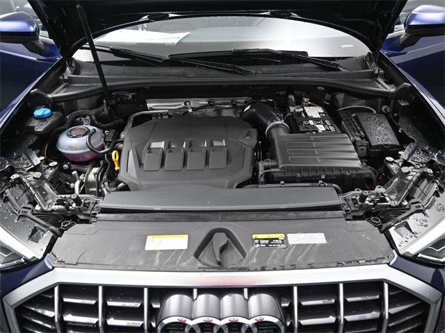 New 2025 Audi Q3 2.0T Premium image 15