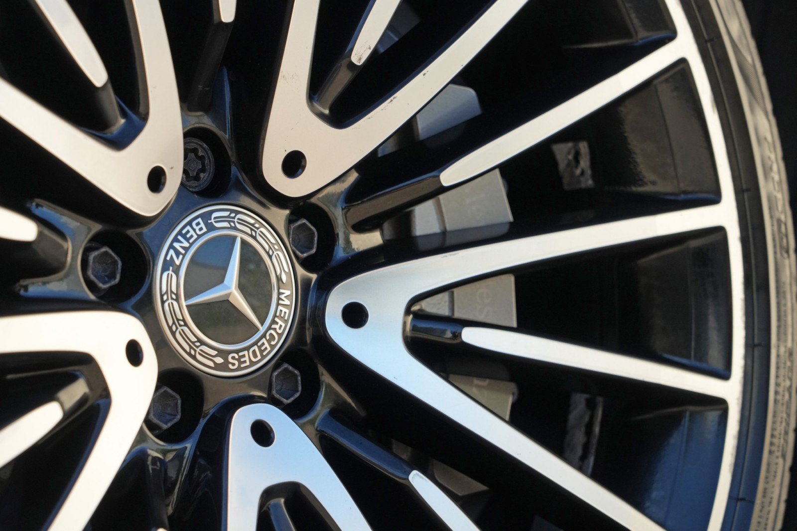 Used 2021 Mercedes-Benz S 580 4MATIC Sedan w/ AMG Line image 64