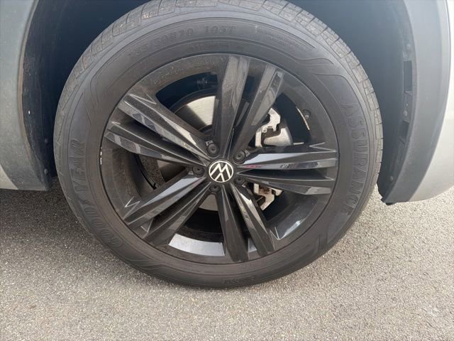 Used 2023 Volkswagen Atlas Cross Sport SEL R-Line image 8