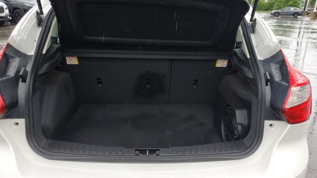Used 2013 Ford Focus Titanium FWD image 23