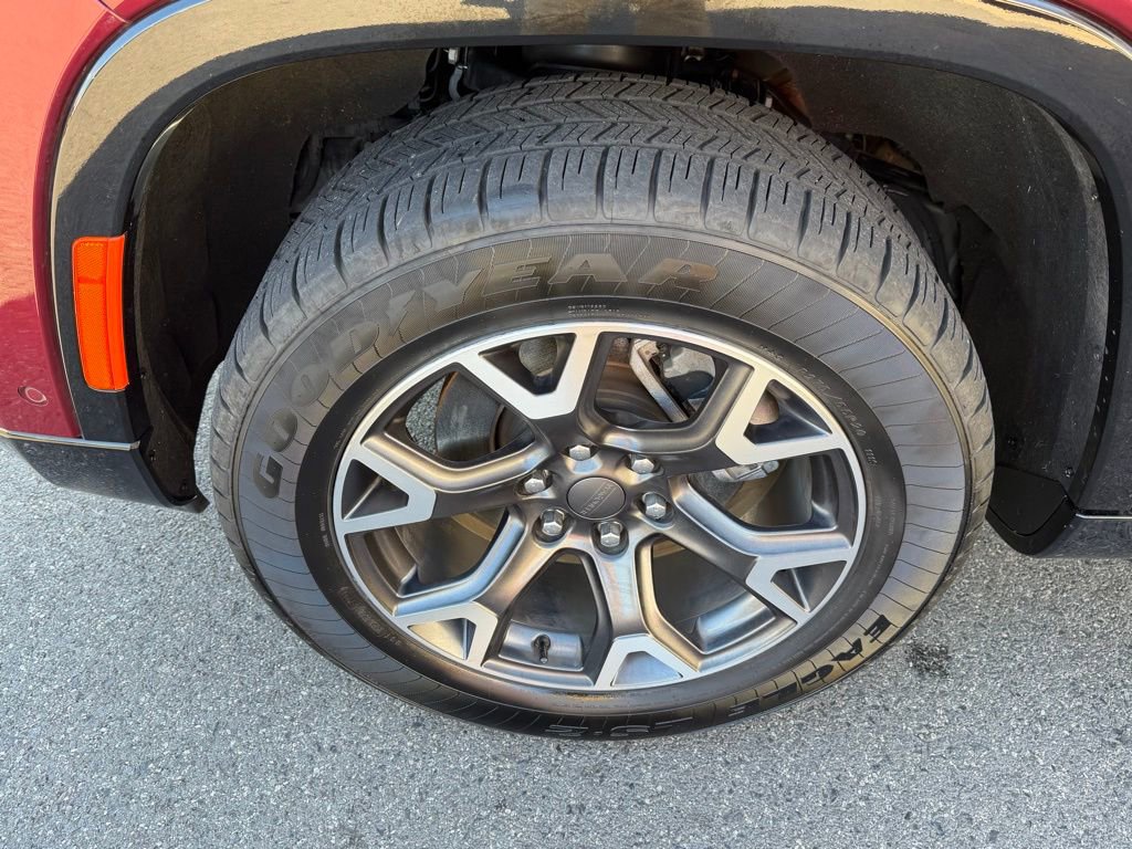 Certified 2024 Jeep Wagoneer Series III image 12