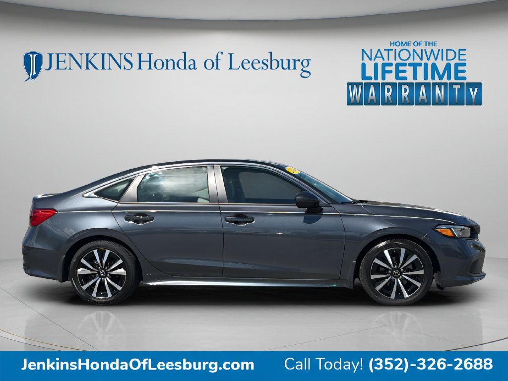 Used 2024 Honda Civic EX image 3