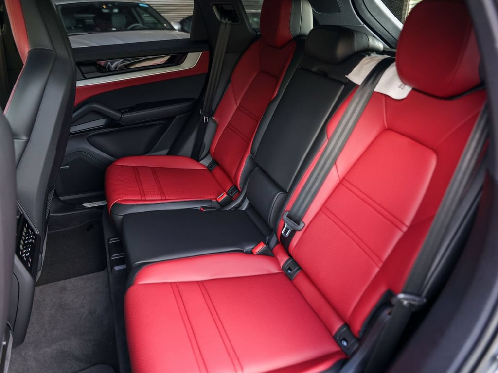 New 2026 Porsche Cayenne AWD/4WD image 27