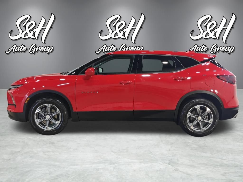 Used 2023 Chevrolet Blazer LT w/ Driver Confidence Package AWD/4WD image 16