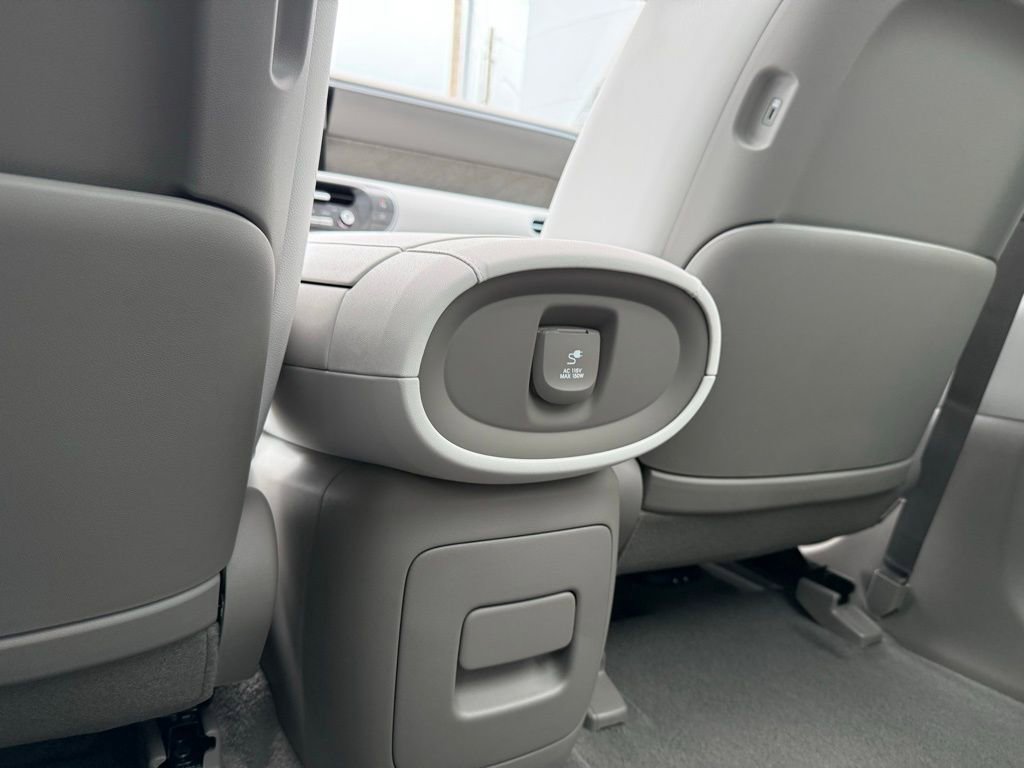 Used 2026 Hyundai Palisade Limited image 24
