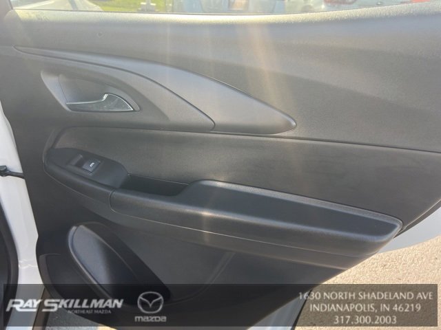 Used 2025 Chevrolet TrailBlazer LT image 35