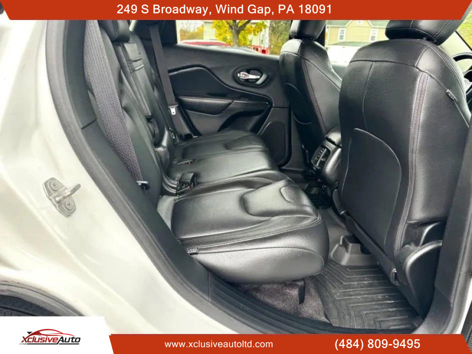 Used 2016 Jeep Cherokee 75th Anniversary image 22