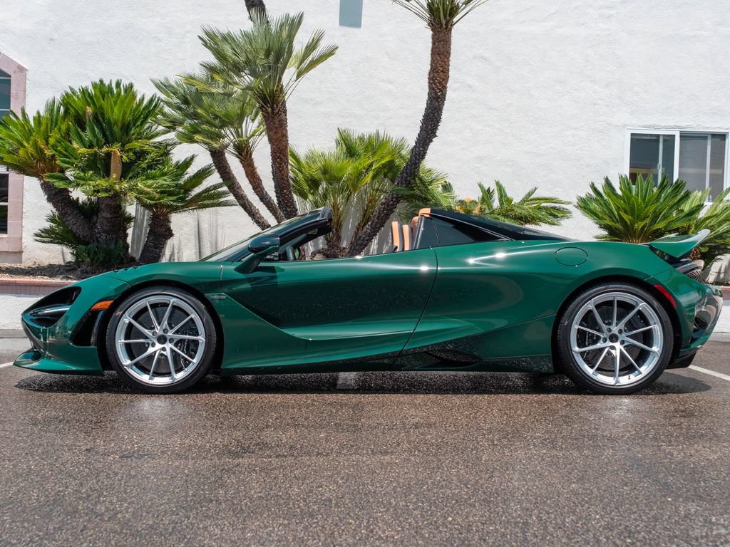 New 2026 McLaren 750S Spider RWD image 3