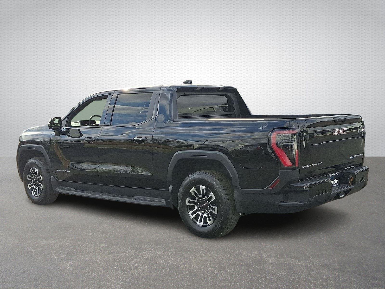 New 2026 GMC Sierra EV Elevation w/ Premium Package AWD/4WD image 4