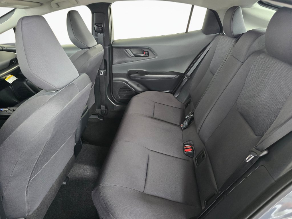 Used 2024 Toyota Prius LE FWD image 35