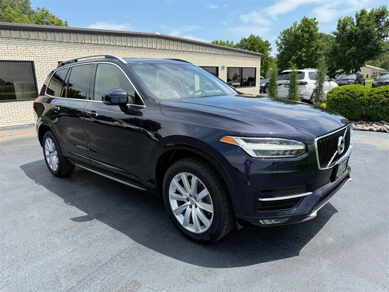 Used 2017 Volvo XC90 T6 Momentum w/ Vision Package AWD/4WD image 5